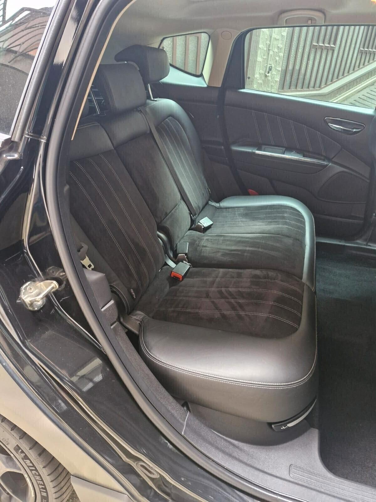 Lancia Delta 1.8 Di Turbo-Jet Sportronic Platino - “Hard Black”