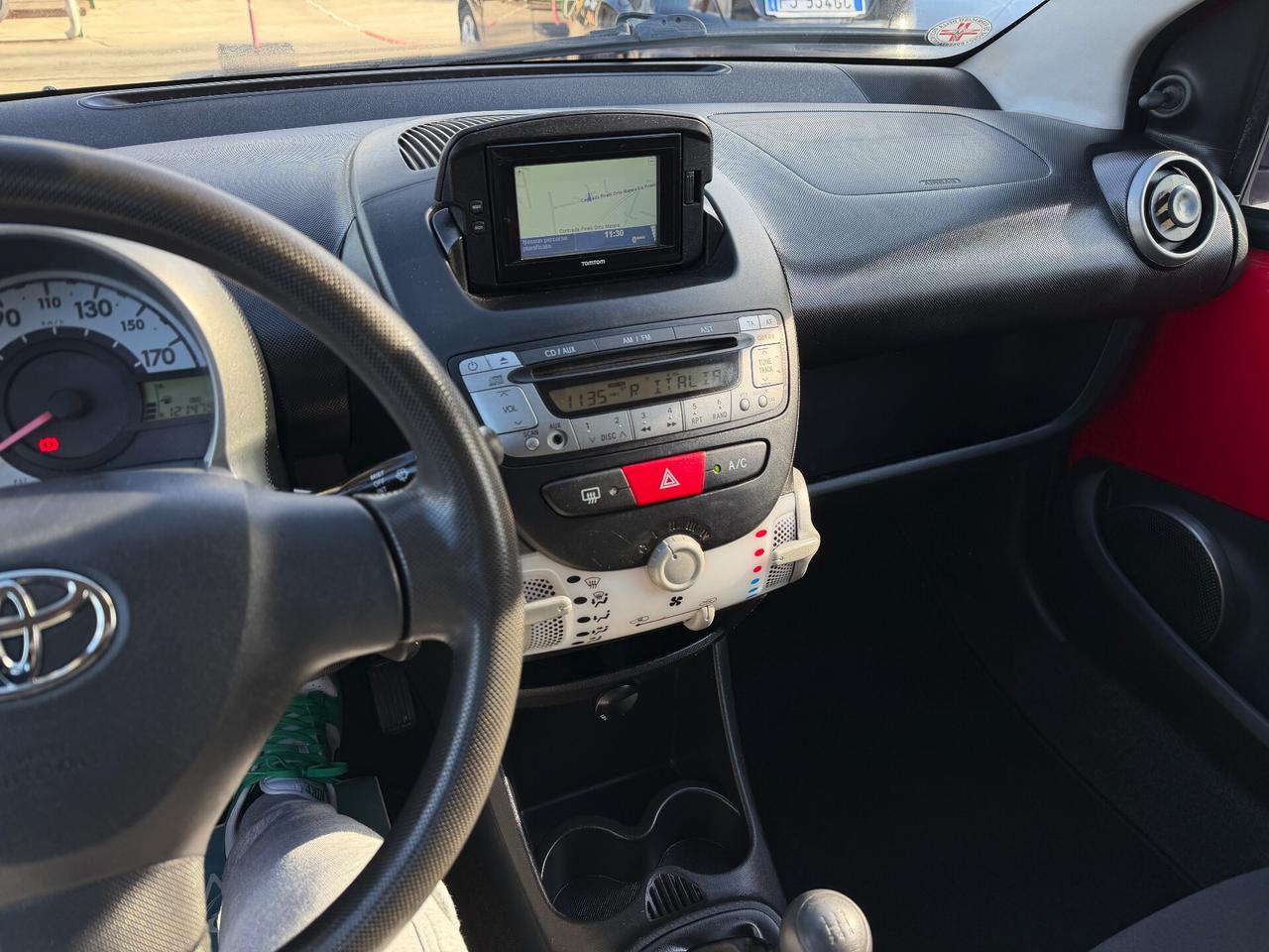 TOYOTA AYGO 1.0 CONNECT/TOMTOM/LED/RESTYLING