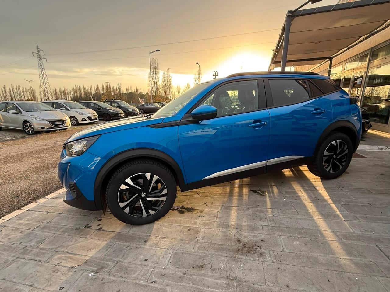 Peugeot 2008 BlueHDi 130 S&S EAT8 Allure