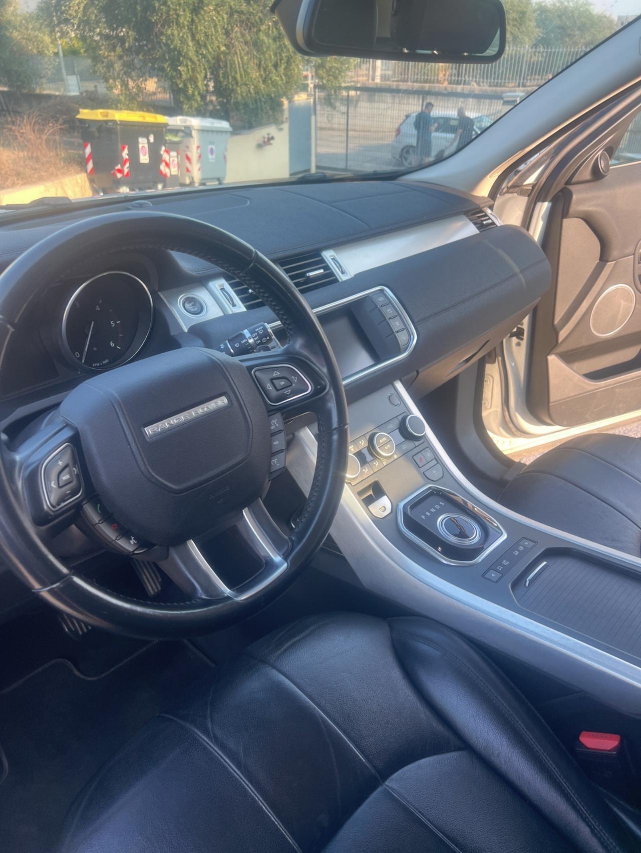 Land Rover Range Evoque 2.0 TD4 150 CV 5p. SE