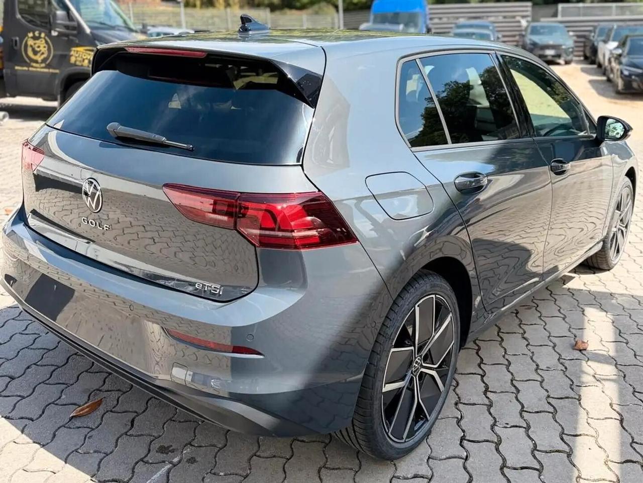 Volkswagen Golf 1.5 eTSI 115 CV DSG Edition Plus