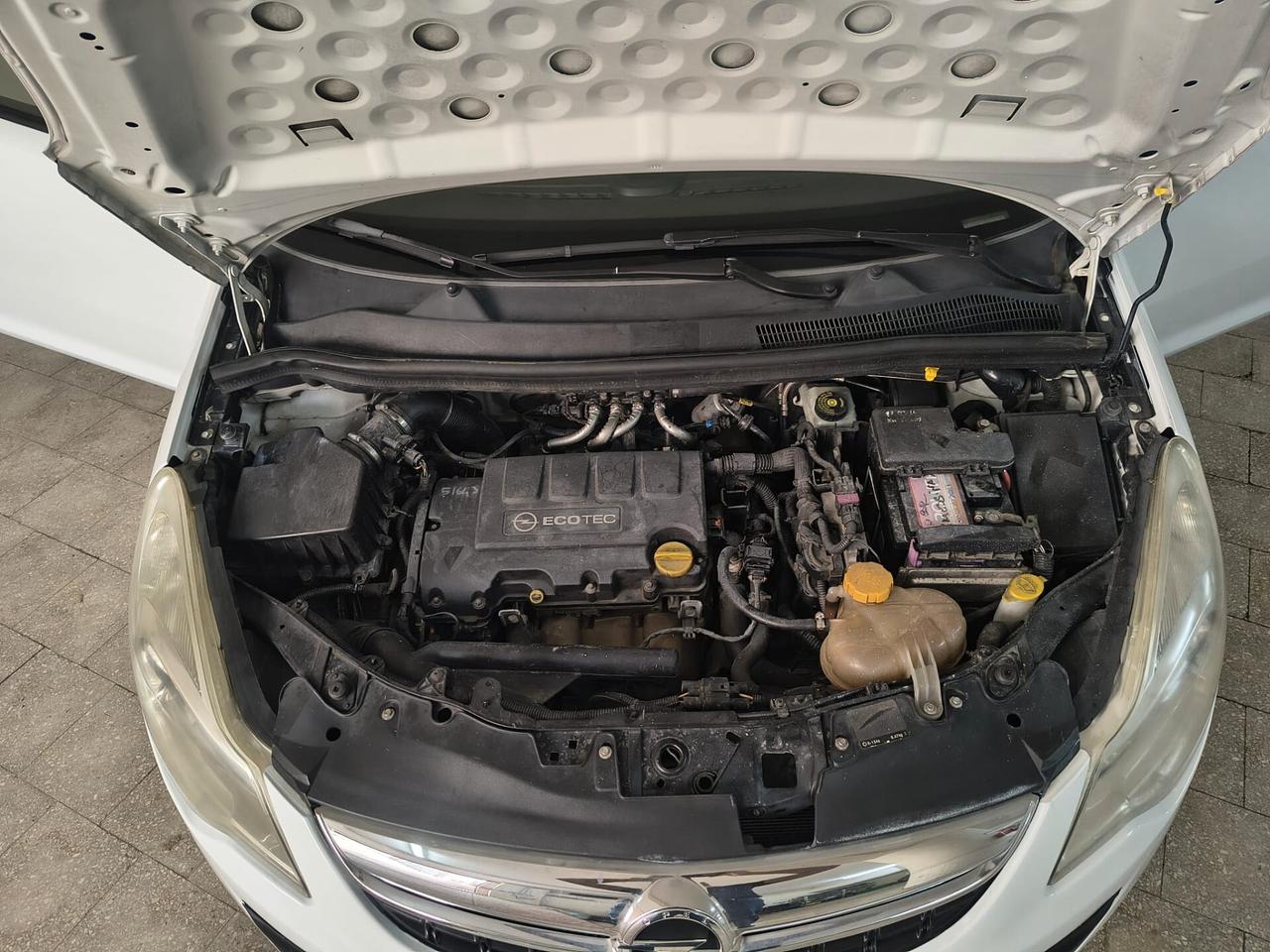 Opel Corsa 1.2 85CV 5 porte GPL-TECH Ecotec