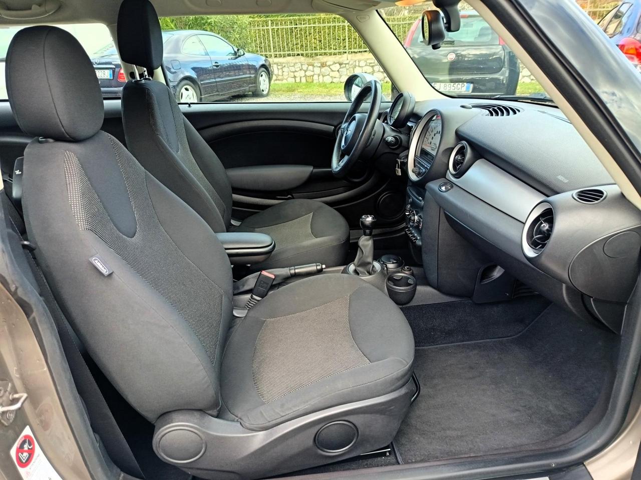 Mini One 1.6 UNIPRO OK NEOPATENTATI