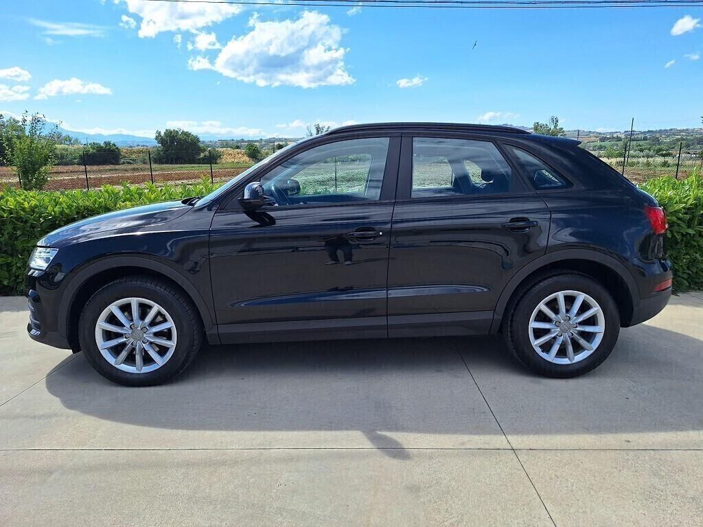 Audi Q3 2.0 TDI 150 CV quattro Business
