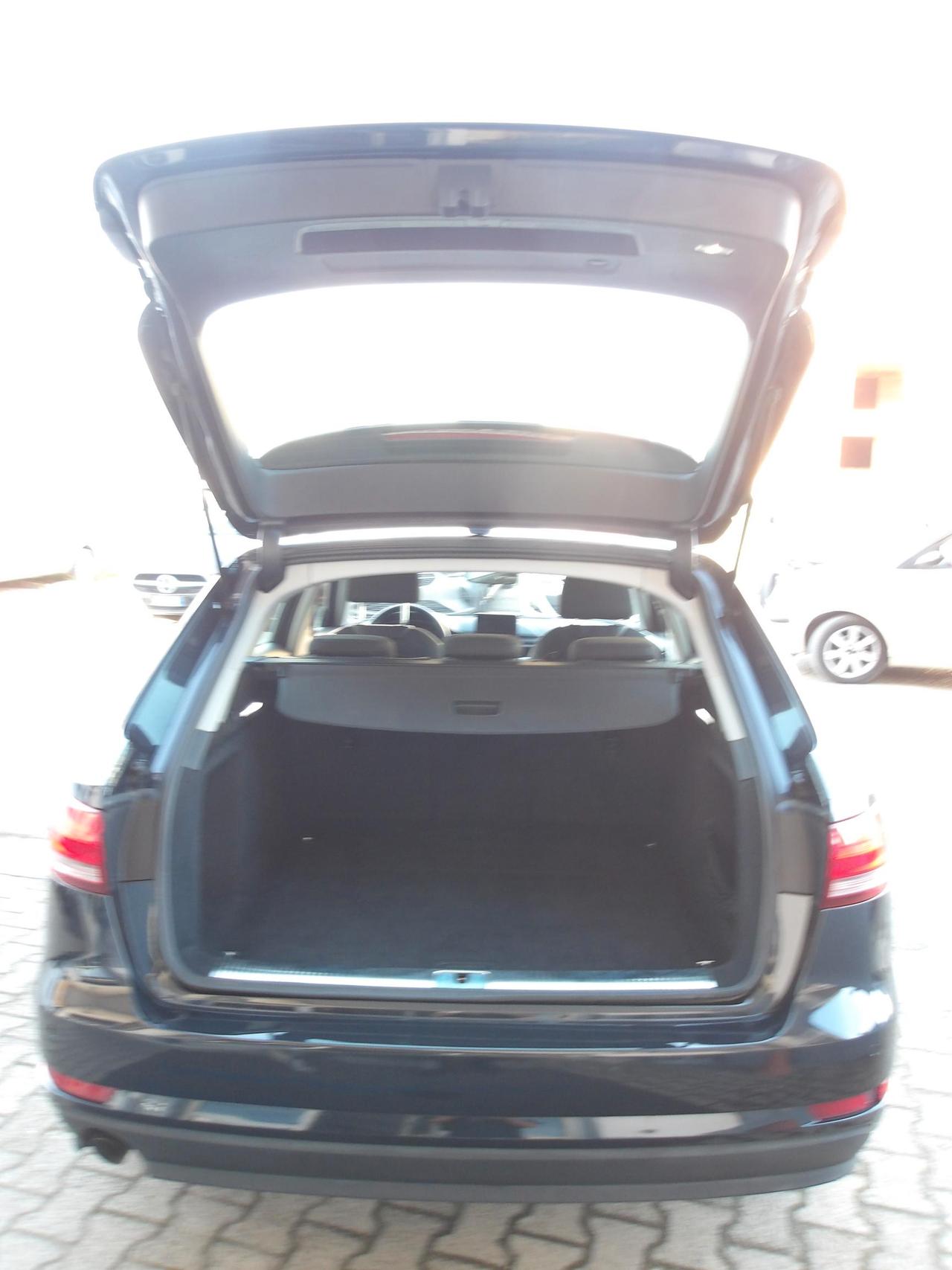 Audi A4 Avant 35 2.0 tdi Design 150cv s-tronic