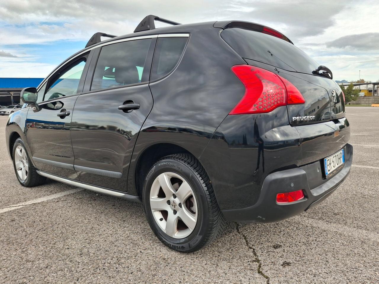 Peugeot 3008 1.6 HDi 115CV Business*NAVI*TETTO*