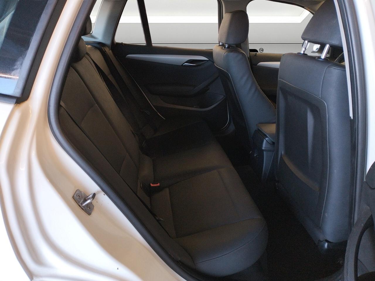 Bmw X1 sDrive16d X Line - NEOPATENTATI