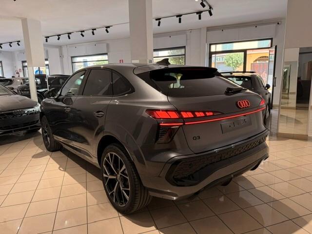 Audi Q3 Sportback Black line 35 TDI S-tronic NEW MODEL