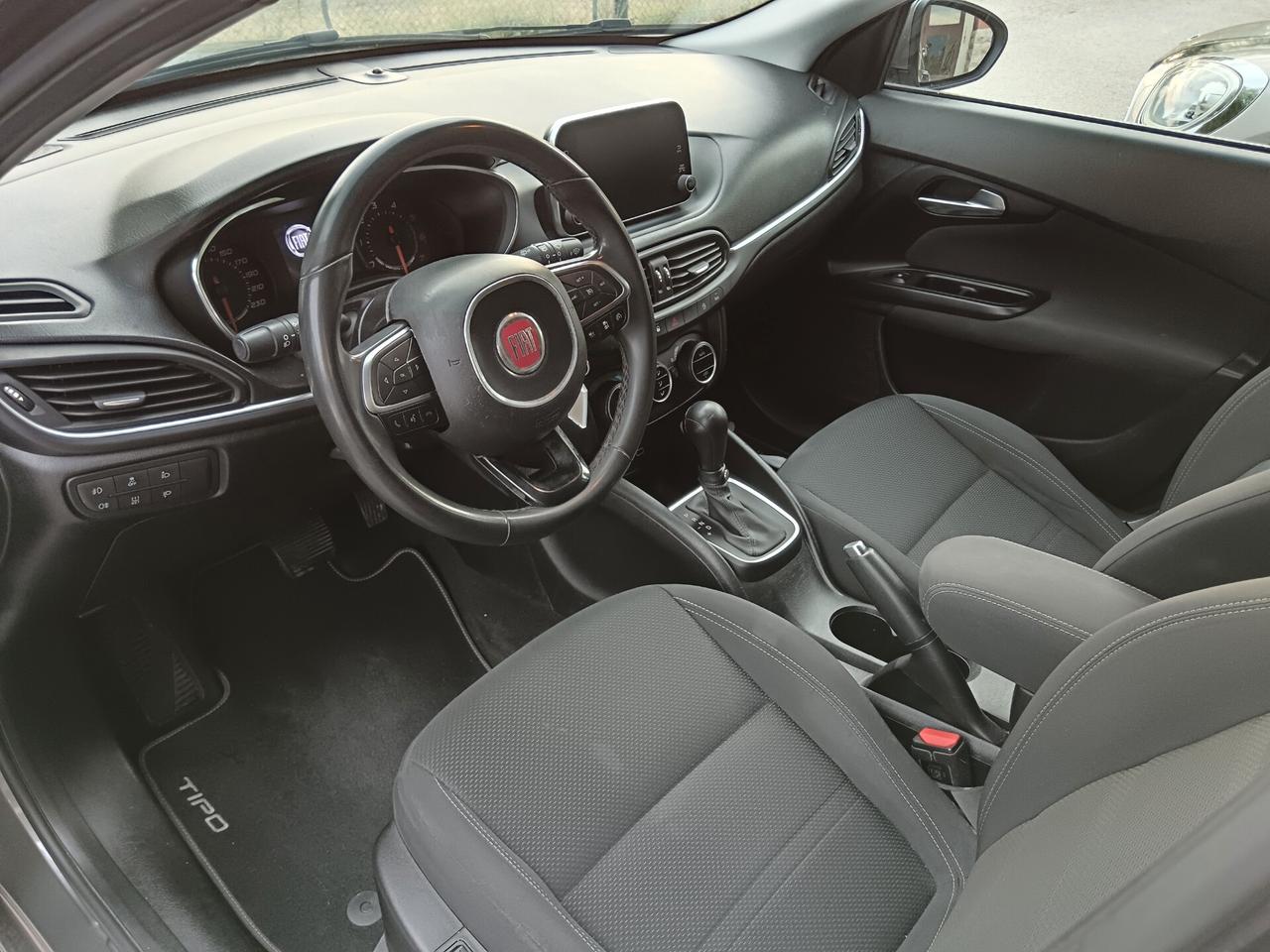 Fiat Tipo 1.6 MJT 120CV LOUNGE SW NAVI