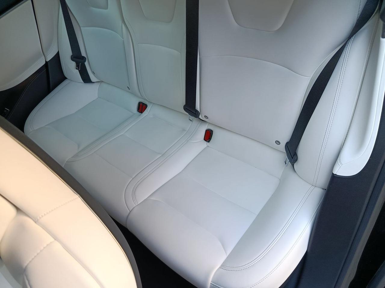 Tesla Model S 60d #6106