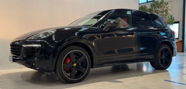 Porsche Cayenne 3.0 Diesel Platinum Edition