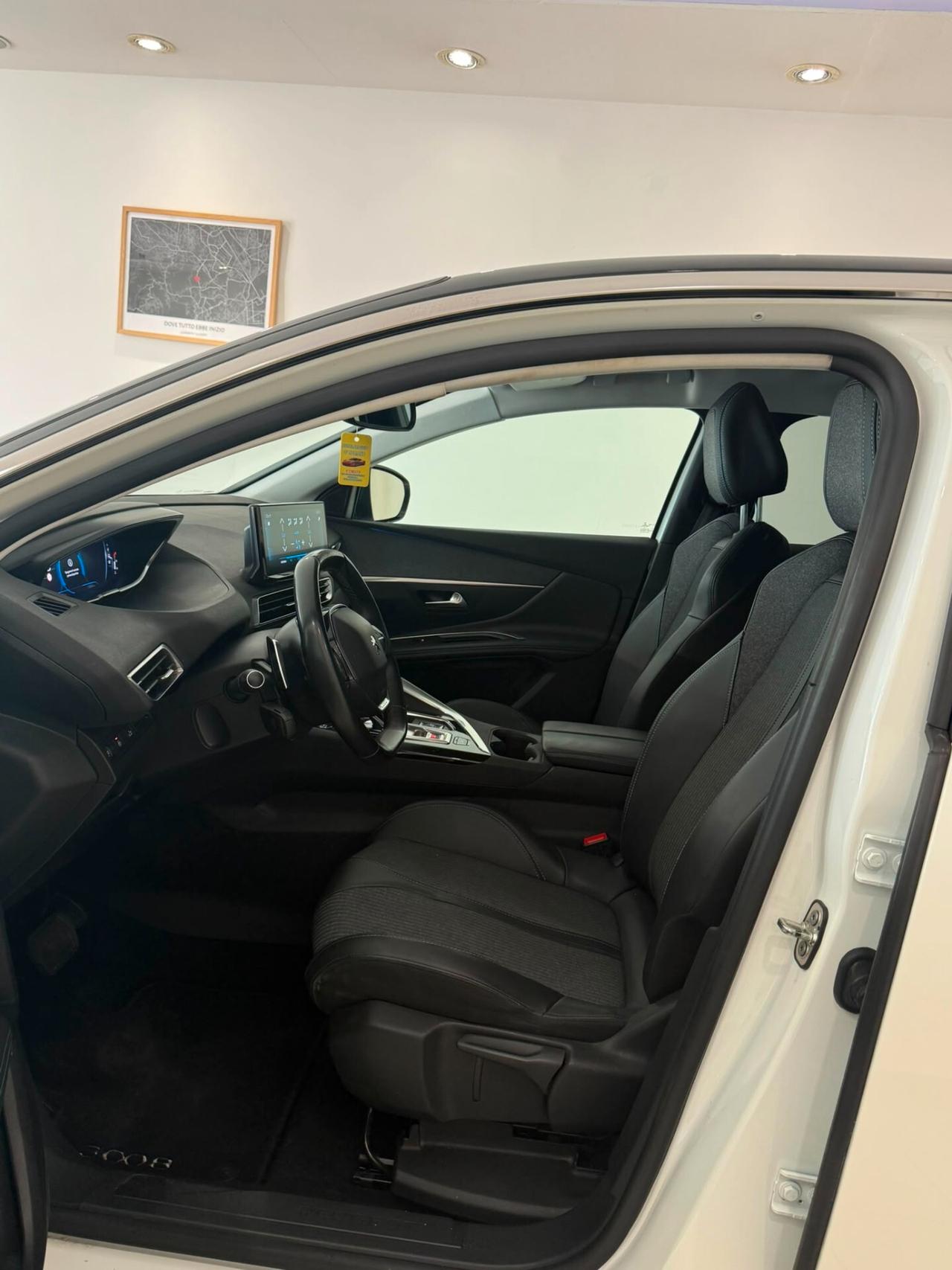 Peugeot 3008 1.5 diesel 130CV 2023 AUTOMATICA