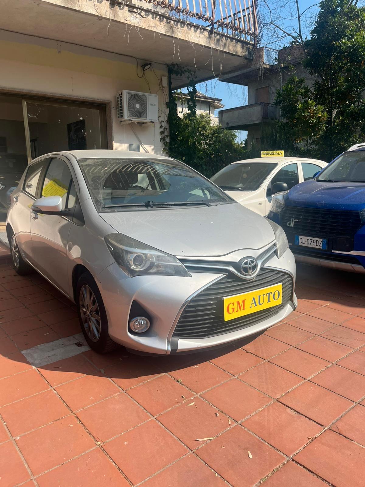 Toyota Yaris 1.0 5 porte Active