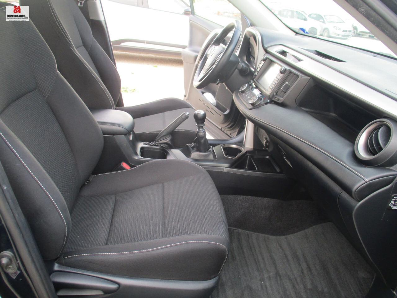 Toyota RAV 4 RAV4 2.0 D-4D 2WD Business 143cv 2/2017 KM119000