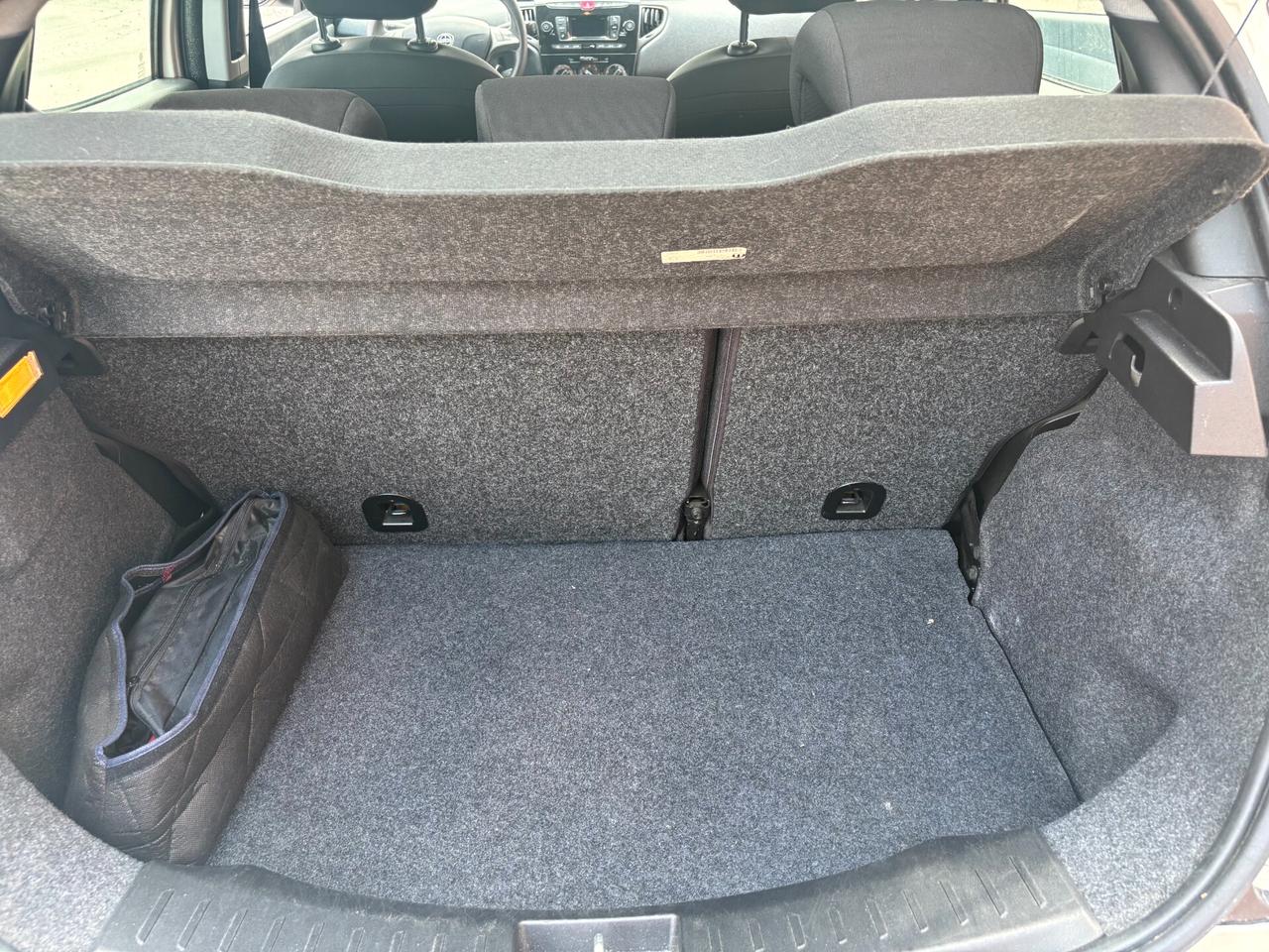 Lancia Ypsilon 1.2 69 CV 5 porte GPL Ecochic Gold