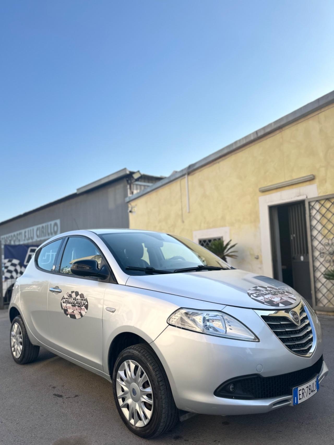 Lancia Ypsilon 0.9 Natural Power