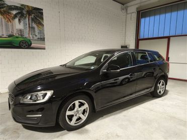 Volvo V60 D3 Geartronic Kinetic !!! KM 105.800 !!!