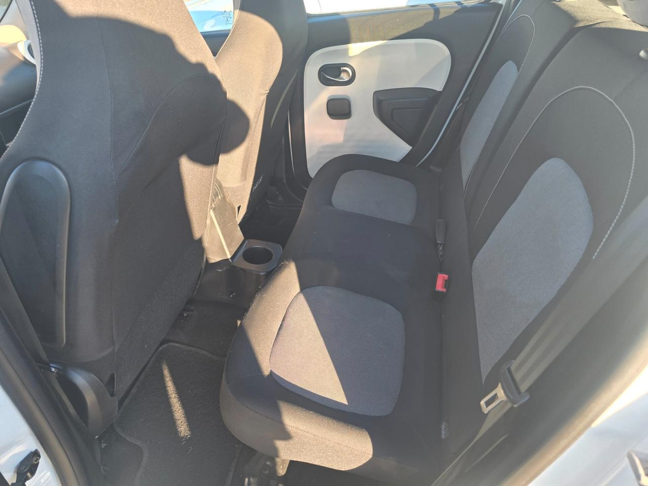 Renault Twingo SCe EDC Lovely