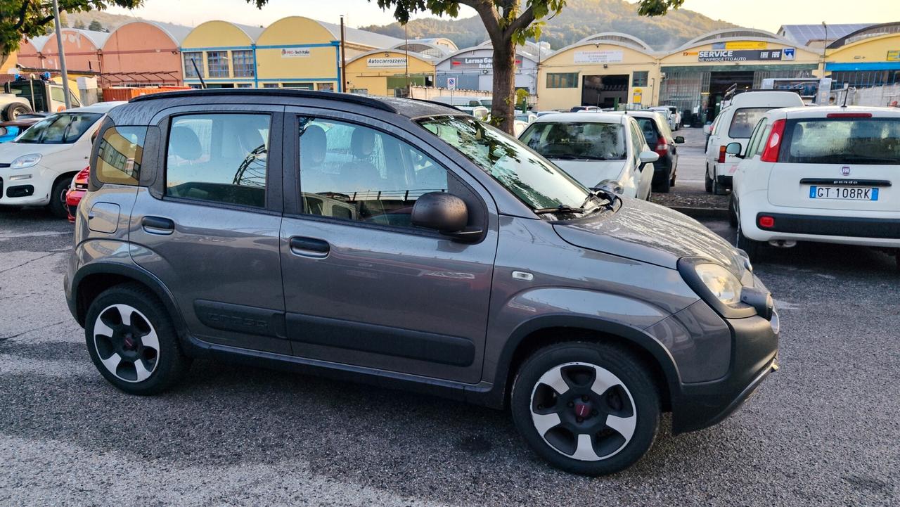 Fiat Panda 1.0 FireFly S&S Hybrid City Cross