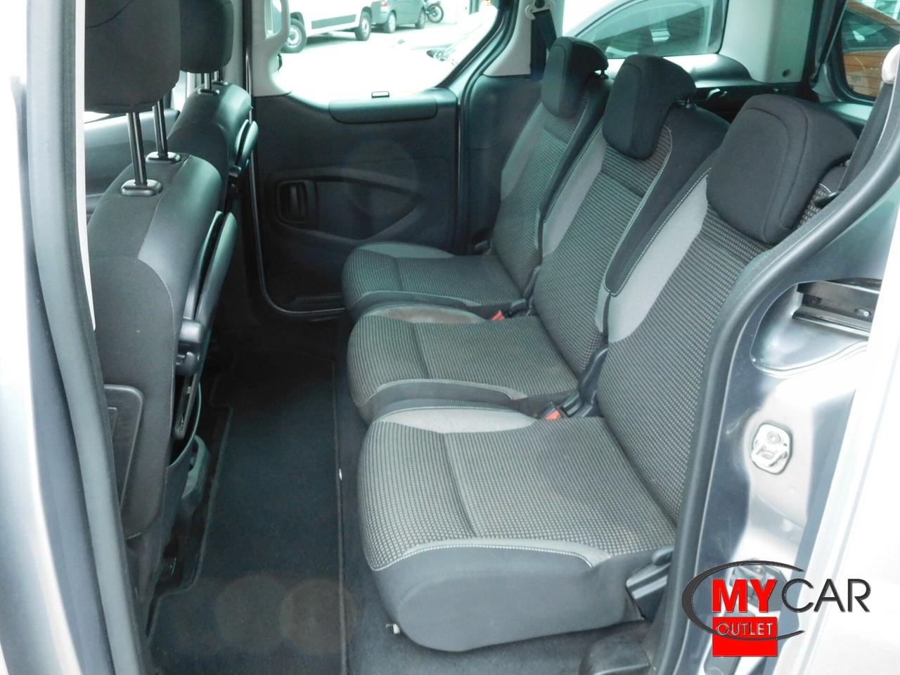 Peugeot Partner Tepee BlueHDi 120 S&S Outdoor
