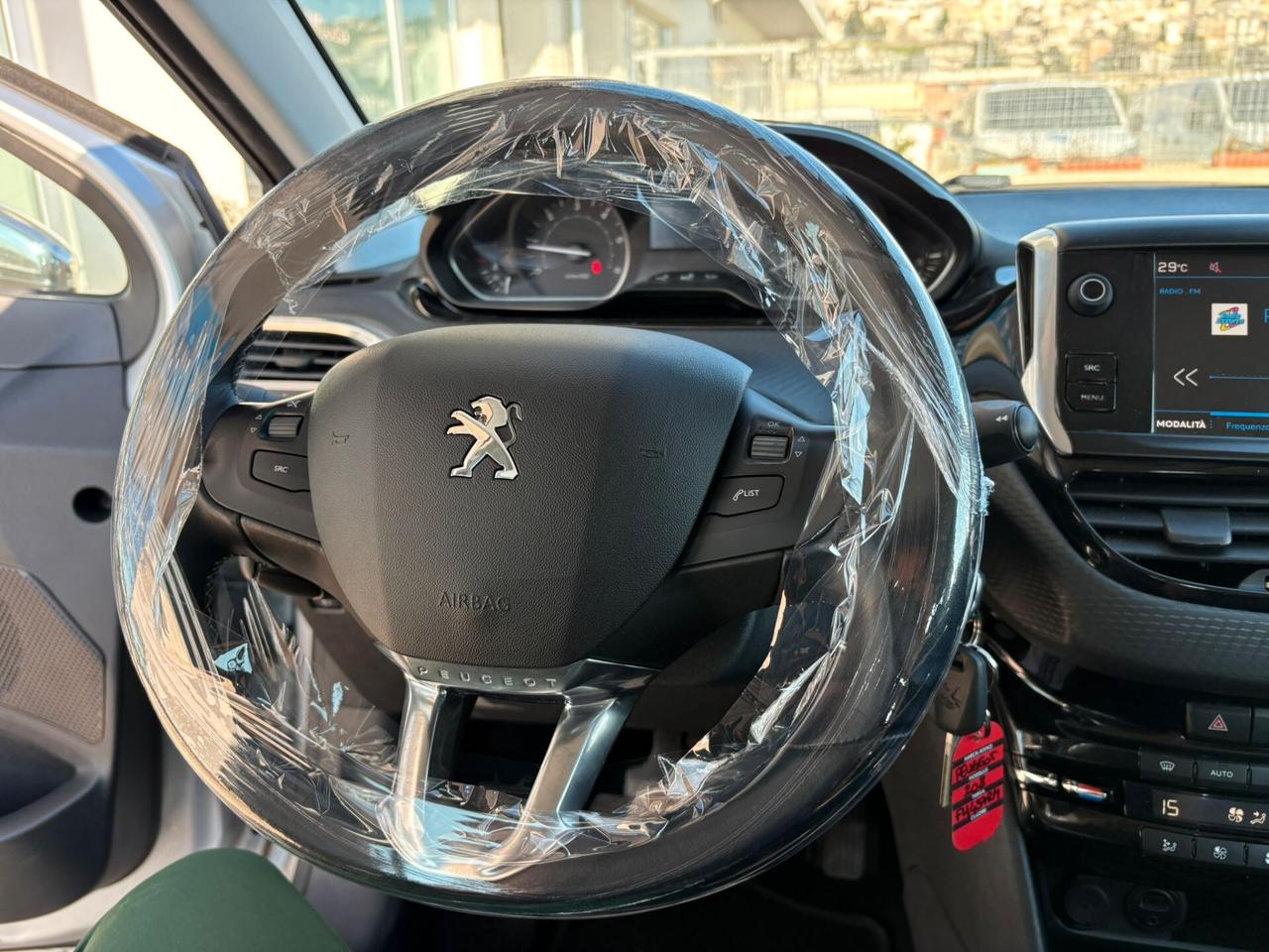 Peugeot 208 BlueHDi 75 5 porte Allure