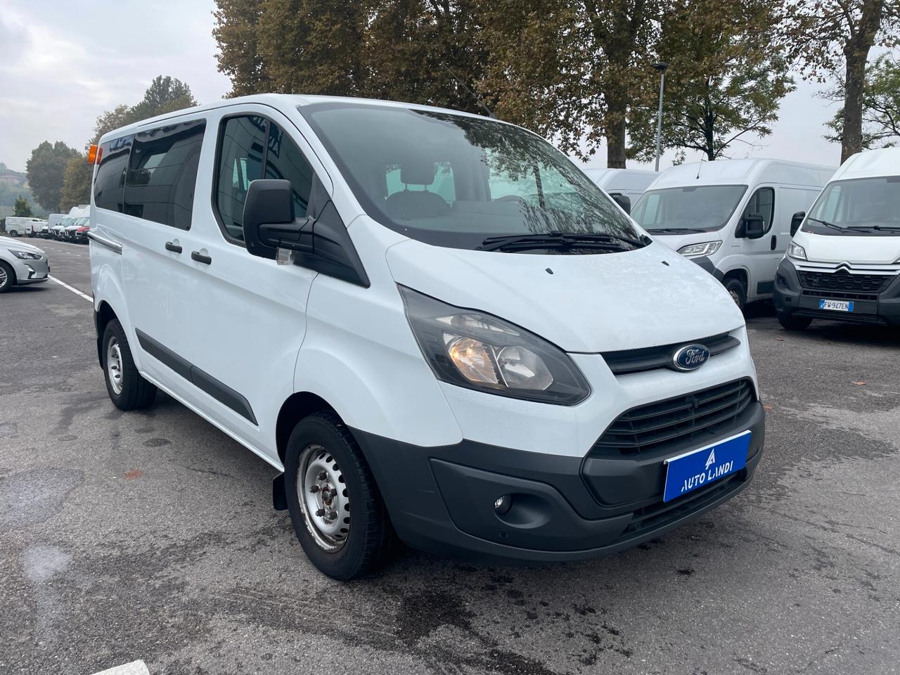Ford Tourneo Custom Transit 270 E5 2.2 tdci 125cv Trend L1H1
