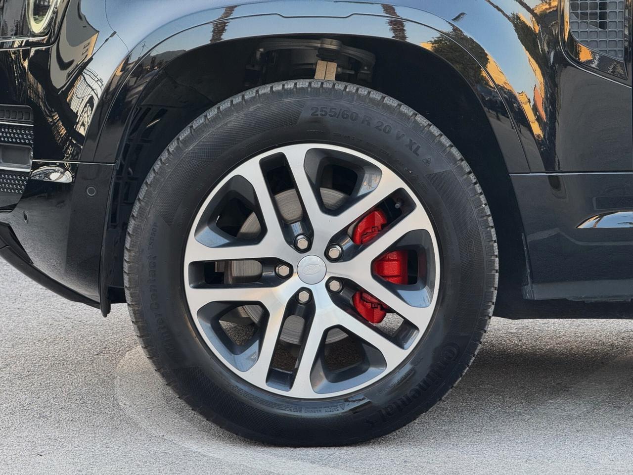 Land Rover Defender 110 3.0d i6 X-Dyn HSE 250CV 7 POSTI