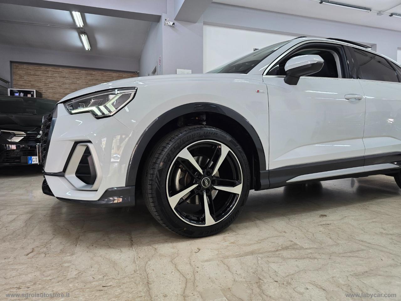 AUDI Q3 SPB 35 TDI S tronic S-LINE