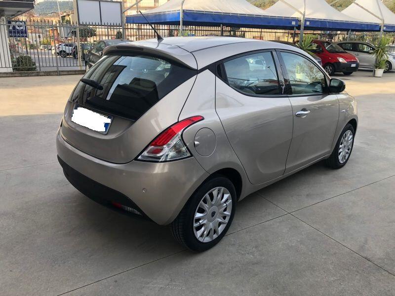 Lancia Ypsilon 1.3MJT 95cv anno 2015