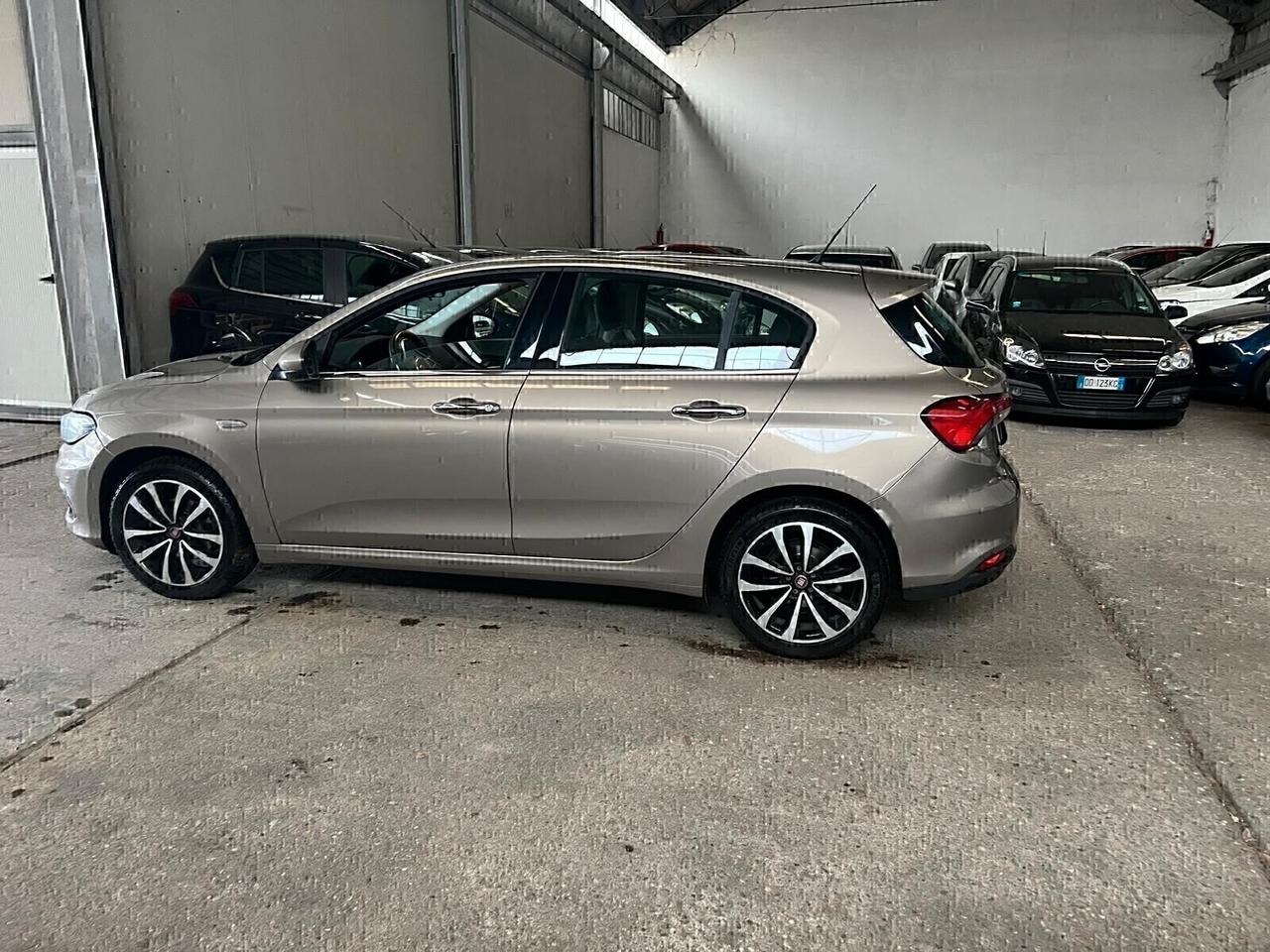 Fiat Tipo 1.6 Mjt S&S SW Lounge-2017