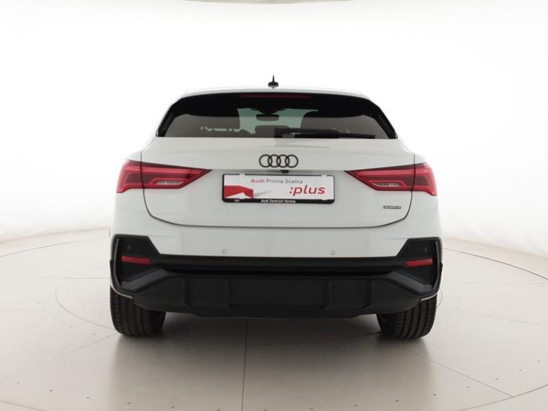 Sportback 40TDI 200CV quattro Str Identity Black