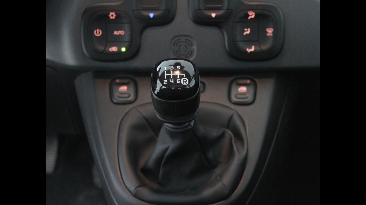 FIAT Panda III 2021 - Panda 1.0 firefly hybrid s&s 70cv