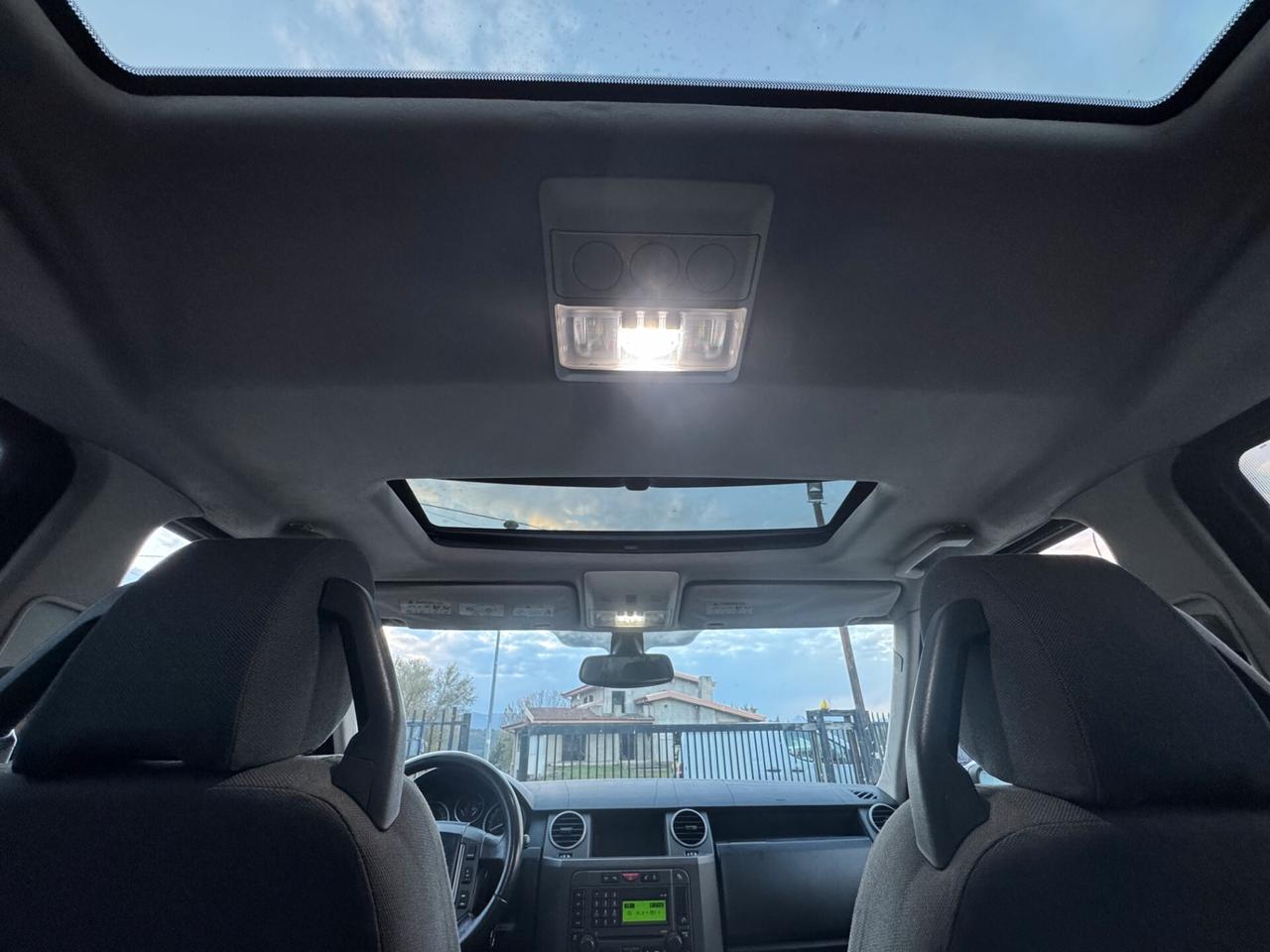 Land Rover Discovery 3 2.7 TDV6 HSE AUTOCARRO 5 POSTI