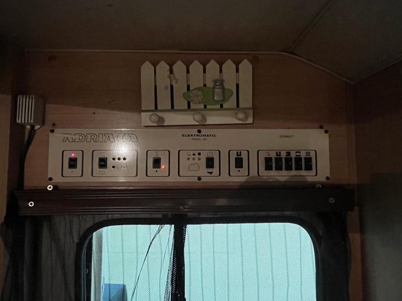 CAMPER MANSARDATO FIAT DUCATO - ADRIA - OMOLOGATO 6 POSTI - 2.5D - 1989