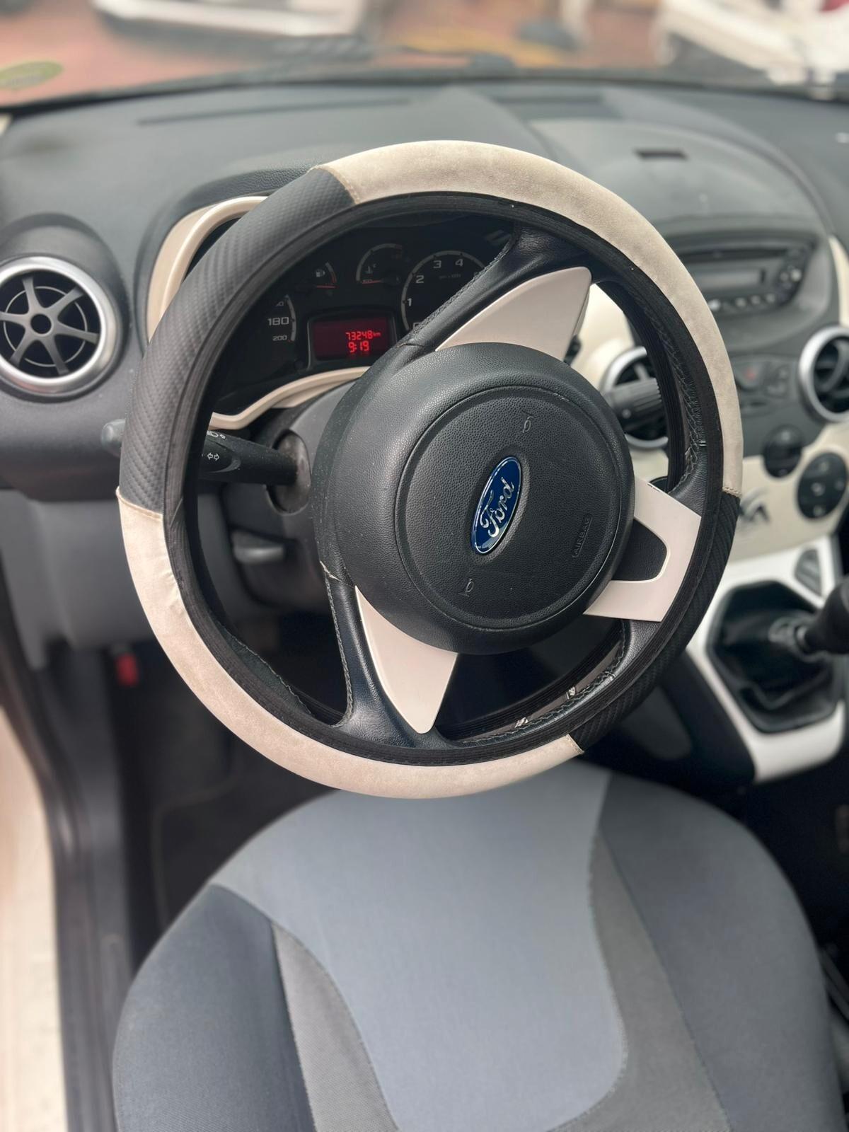 Ford Ka 1.2 8V 69CV Titanium