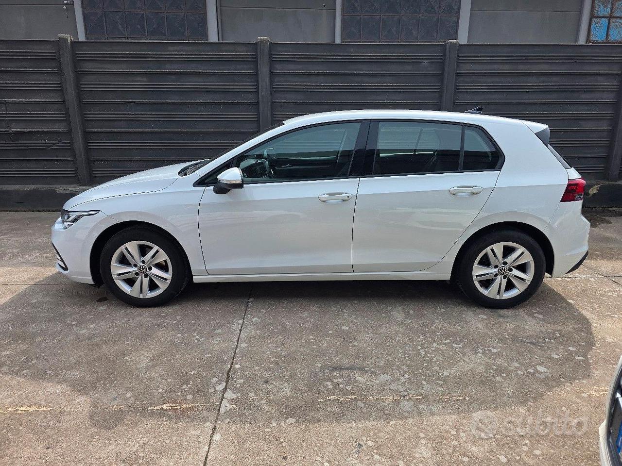GOLF 8 1000 TSI e hibrid neopatentati
