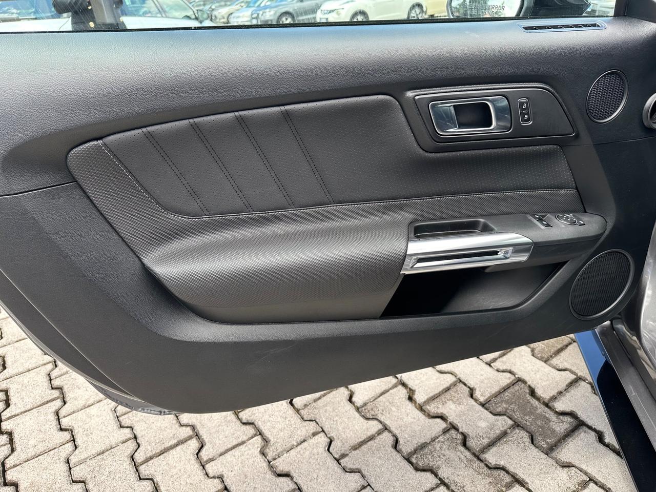 Ford Mustang RECARO 5.0 460cv GT 04/2023