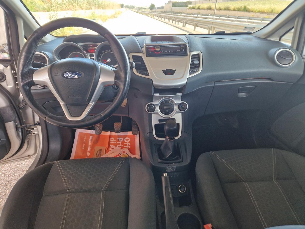 Ford Fiesta 1.6 TDCi 90CV 5 porte DPF Titanium