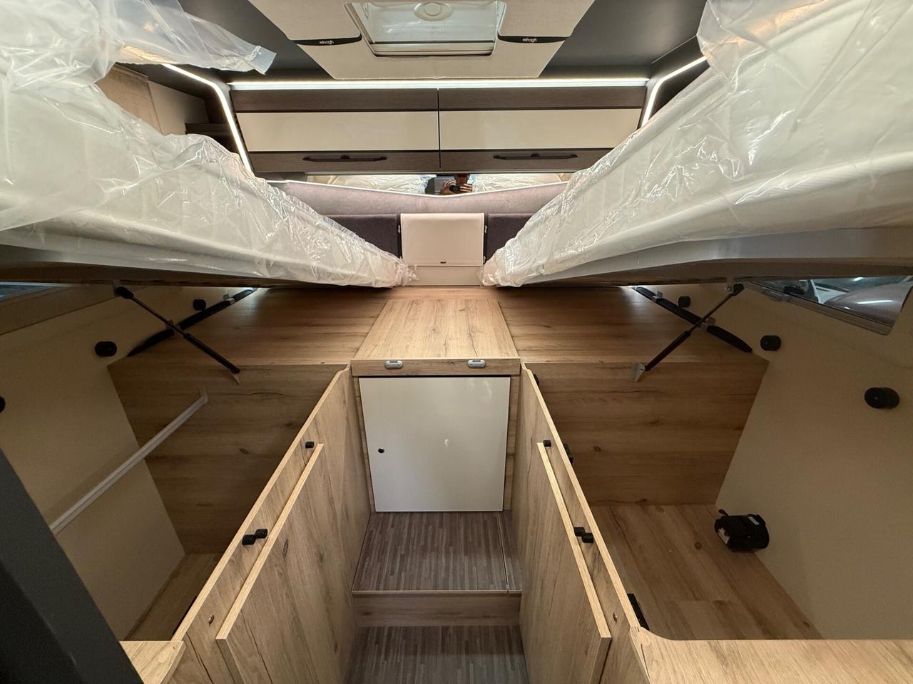 ELNAGH T-LOFT 529 6.99 5 POSTI GARAGE