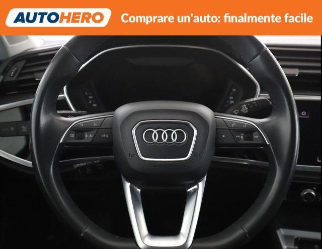 AUDI Q3 35 TDI Business Advanced