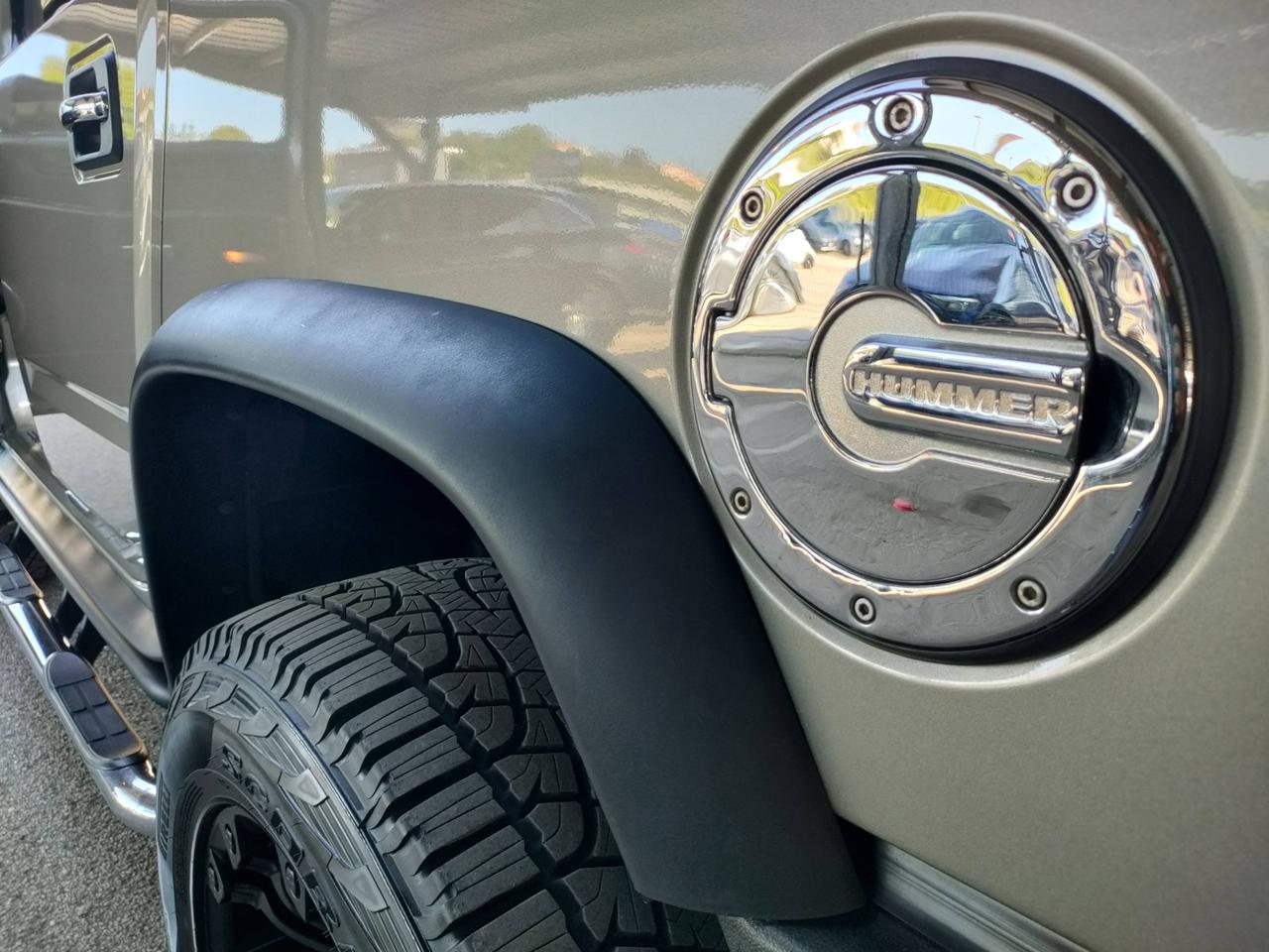 HUMMER H2 - H2