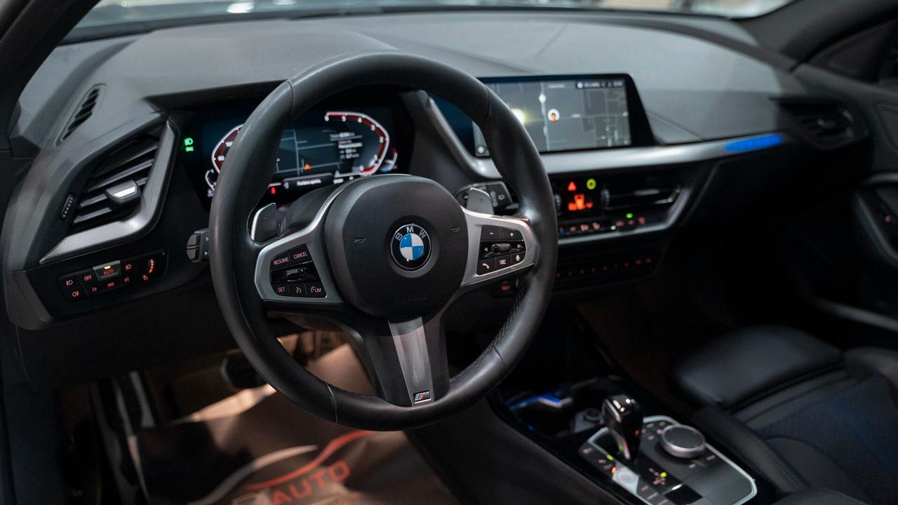 Bmw 118 D 5P.M SPORT F40 2.0 150 CV 19" TETTO VIRTUAL CKT NAVI XENO PELLE FULL OPTIONAL