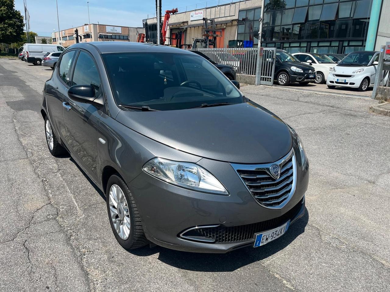 Lancia Ypsilon 1.2 69 CV 5 porte S&S