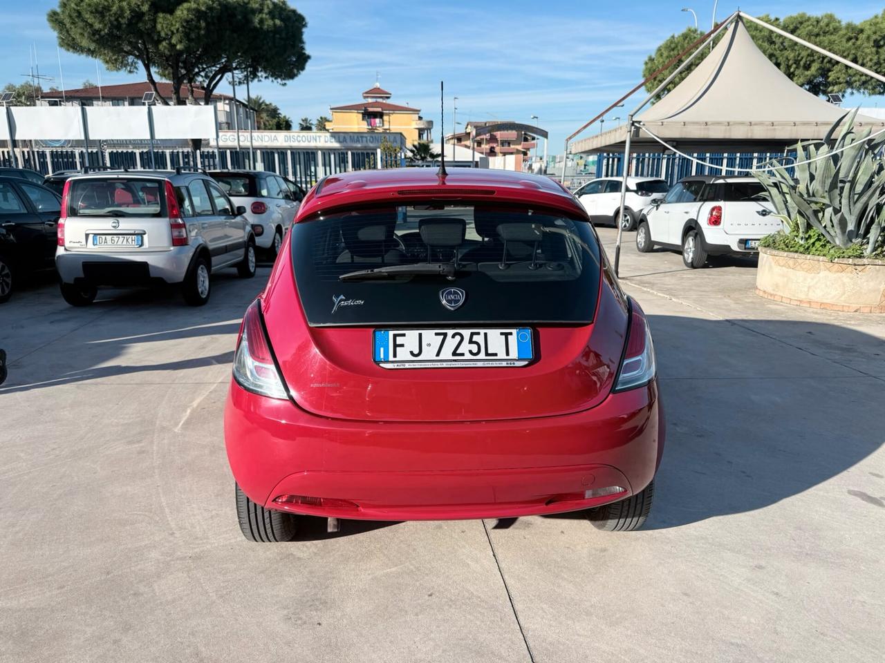 Lancia Ypsilon 1.2 69 CV 5 porte Silver