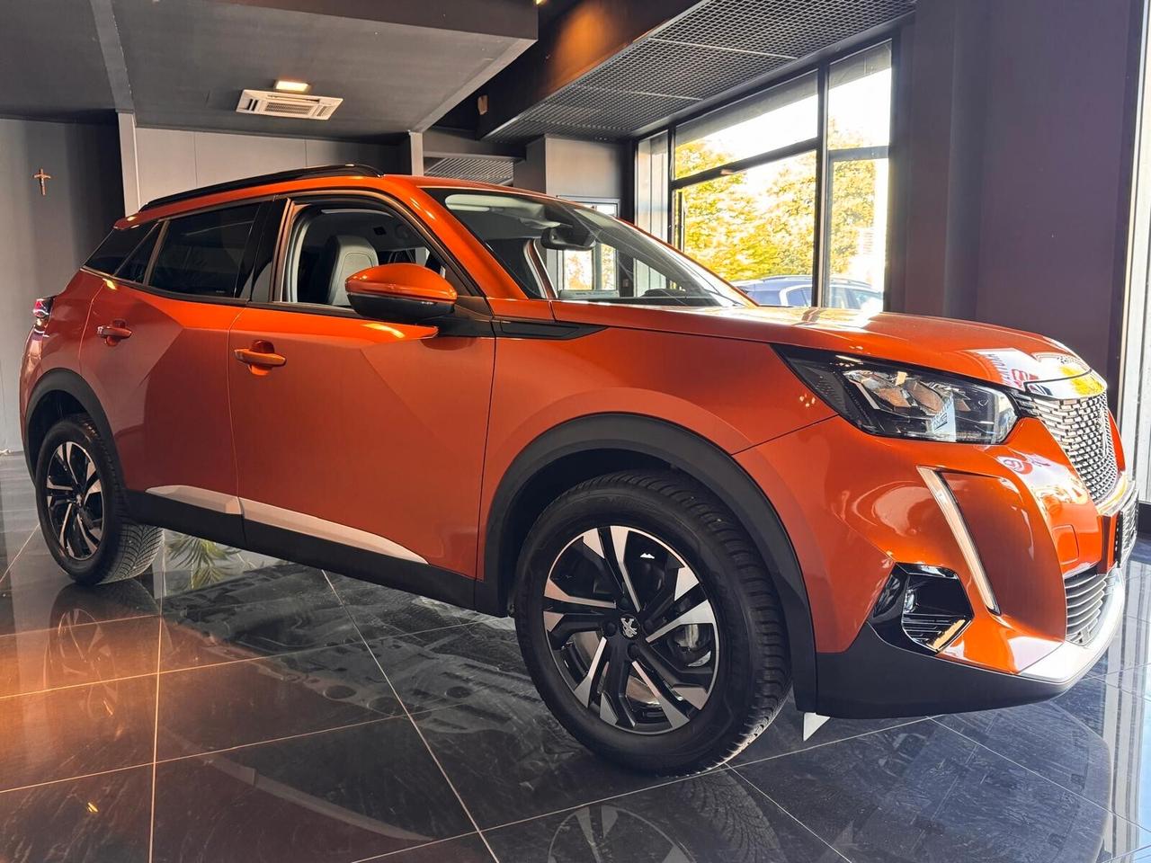 Peugeot 2008 PureTech 130 S&S Allure Pack