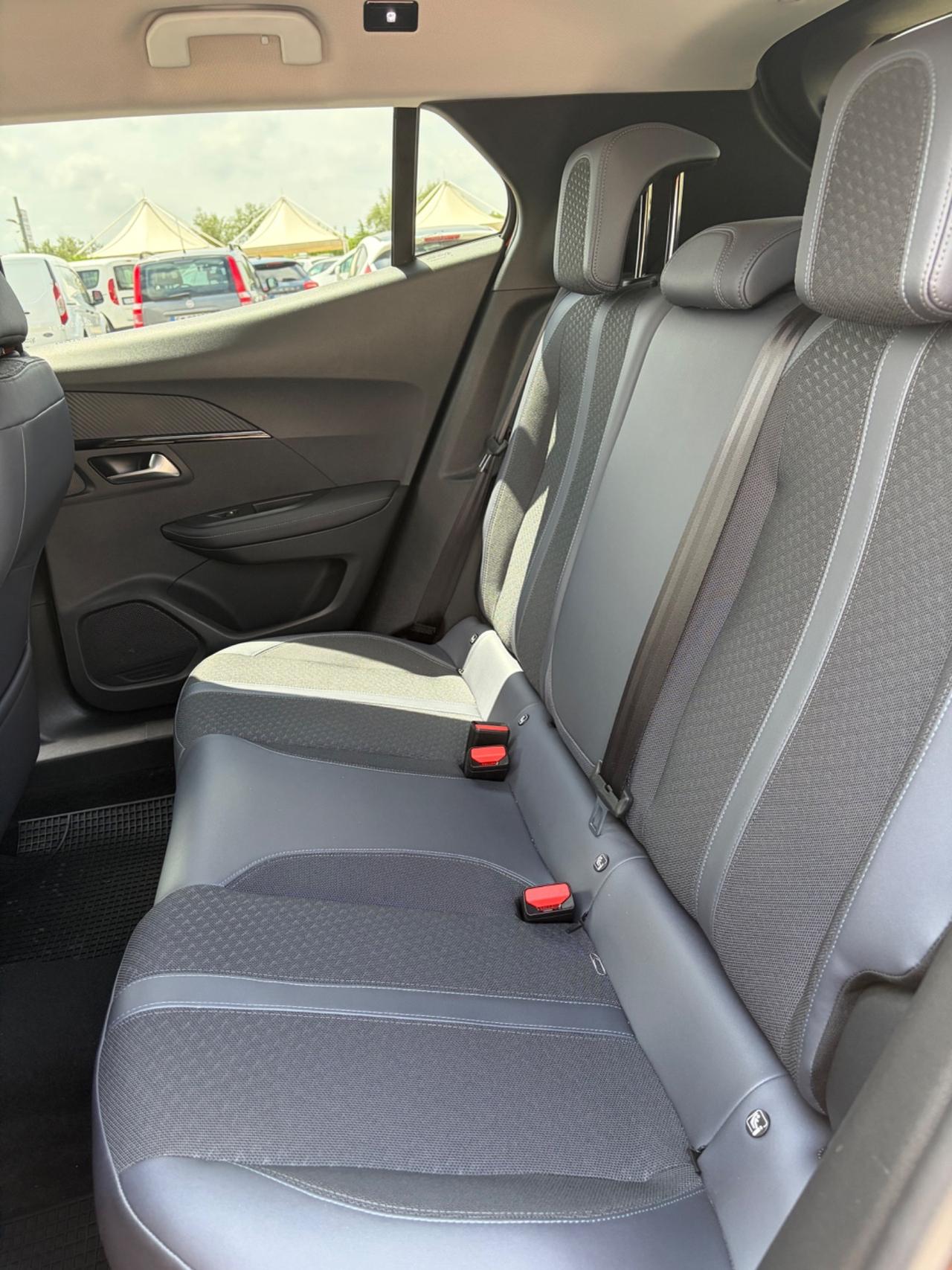 Peugeot 2008 BlueHDi 100 S&S Active