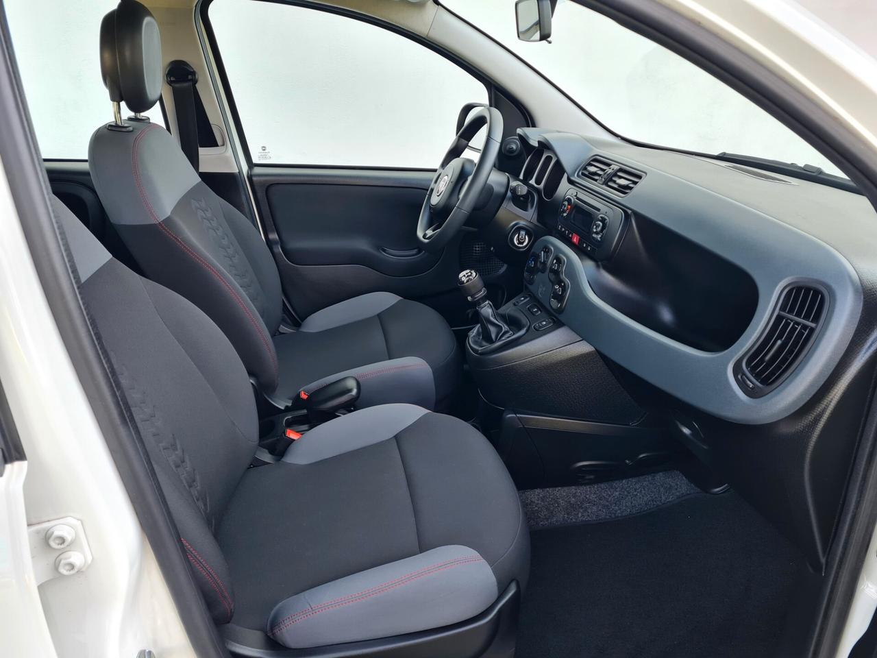 Fiat Panda 1.2 Easy 69 CV 5 Posti