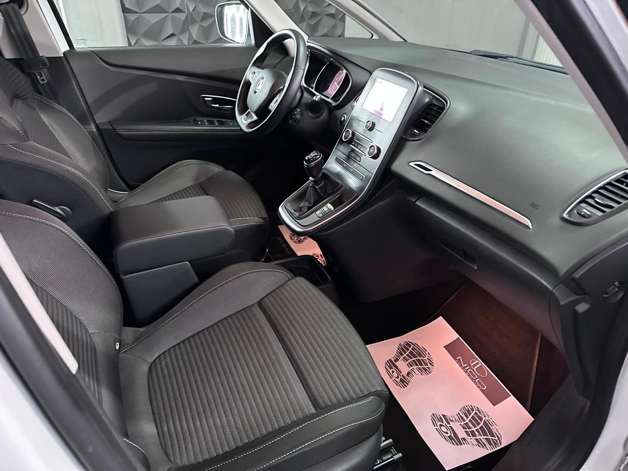 Renault Grand Scenic dCi 8V 110 CV Energy Sport Edition2