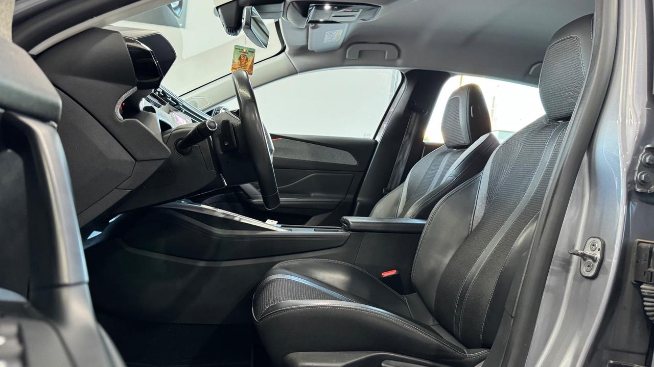 Peugeot 308 BlueHDi 130 EAT8 Allure Pack-2022