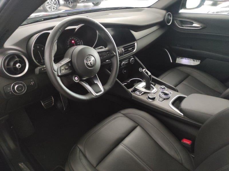 ALFA ROMEO Giulia (2016) - Giulia 2.0 Turbo 280 CV AT8 AWD Q4 Ti